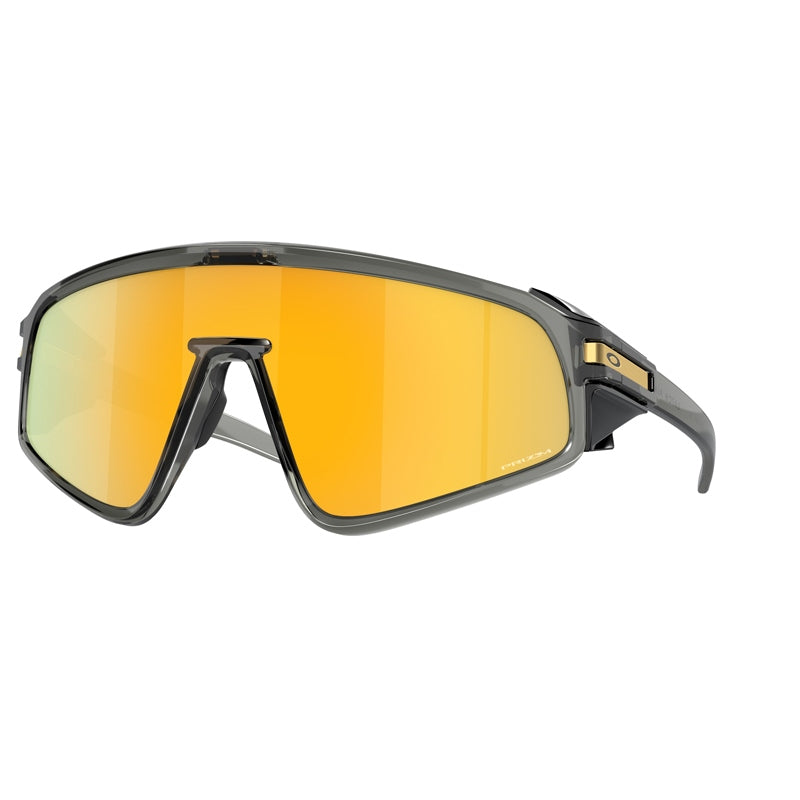 Oakley Sunglasses, Model: 0OO9404 Colour: 05