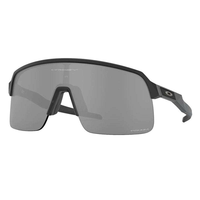 Oakley Sunglasses, Model: 0OO9463 Colour: 05