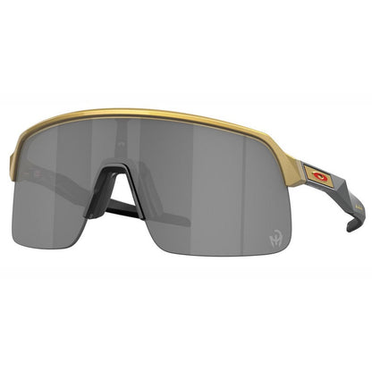 Oakley Sunglasses, Model: 0OO9463 Colour: 47