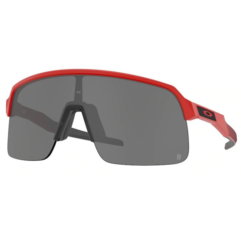 Oakley Sunglasses, Model: 0OO9463 Colour: 946311