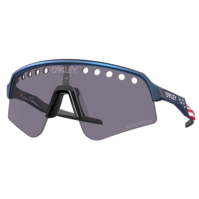 Oakley Sunglasses, Model: 0OO9465 Colour: 28