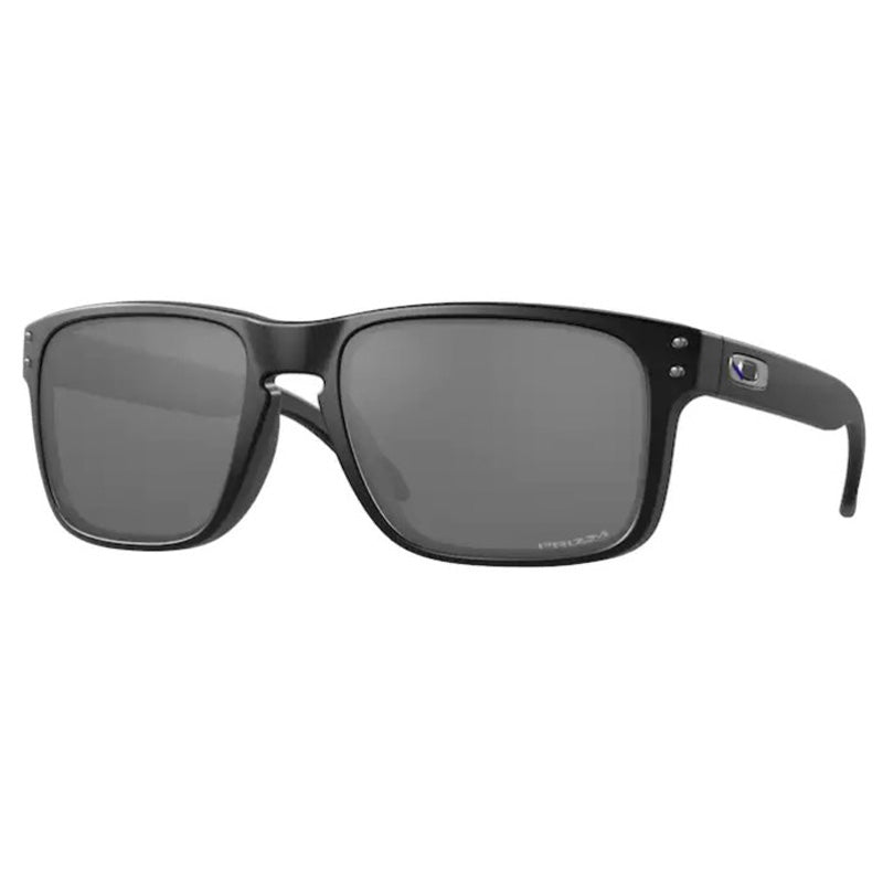 Oakley Sunglasses, Model: OO9102 Colour: U3