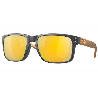 Oakley Sunglasses, Model: OO9102 Colour: W4