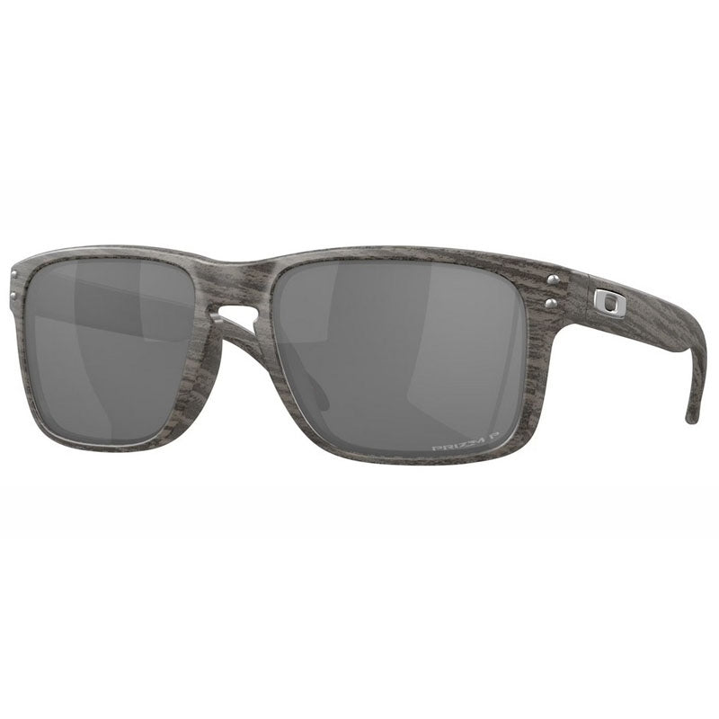 Oakley Sunglasses, Model: OO9102 Colour: W9