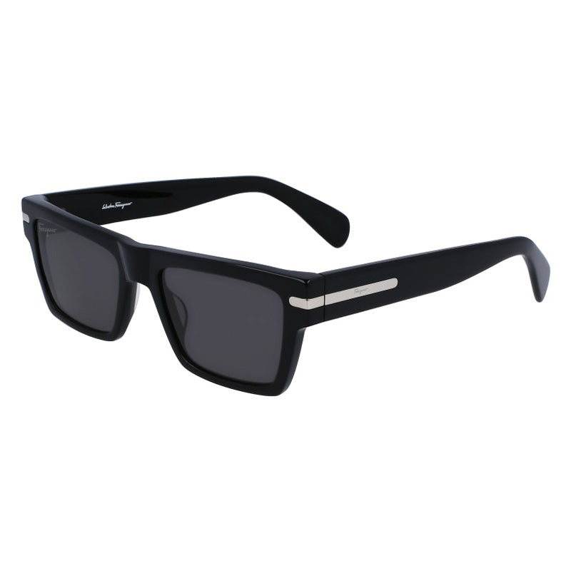 Salvatore Ferragamo Sunglasses, Model: SF1086S Colour: 001